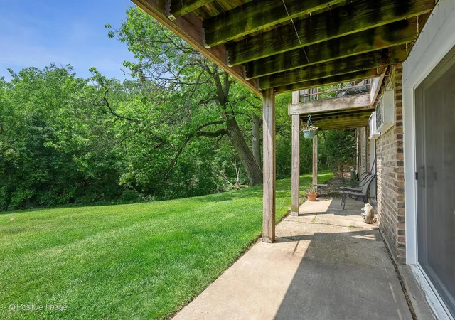 Photo 3 of Condo for sale at 10130 S 84th Terrace #11107, Palos Hills, IL 60465 | MLS# 12770964 | Listing updated on 2026-10-04