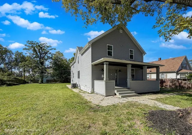Photo 2 of Single family home for sale at 519 N Hebbard St, Joliet, IL 60432 | MLS# 12770970 | Listing updated on 2026-10-05