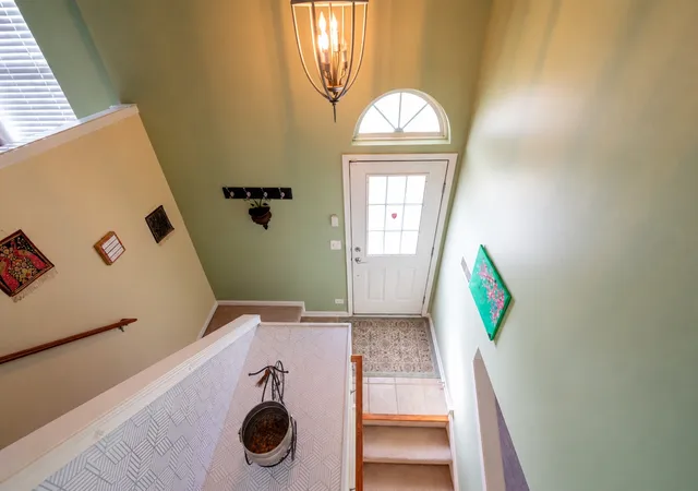 Photo 3 of Townhouse for sale at 250 Devoe Dr, Oswego, IL 60543 | MLS# 12771031 | Listing updated on 2026-10-04