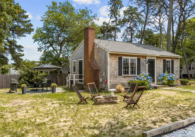 Photo 2 of Single family home for sale at 10 Manning Rd, Dennis, MA 02639 | MLS# 12771041 | Listing updated on 2026-10-04