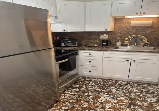 Condo for sale at 18 Saint Thomas Colony #4, Fox Lake, IL 60020 | MLS# 12771043 | Listing updated on 2026-10-02