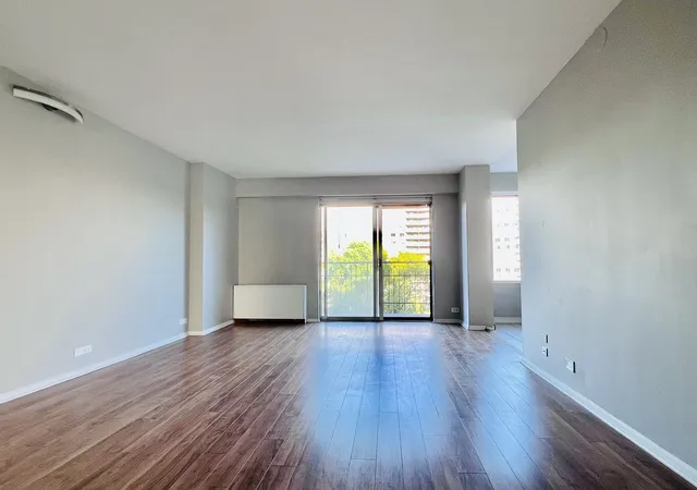 Photo 4 of Condo for sale at 7033 N Kedzie Ave #710, Chicago, IL 60645 | MLS# 12771060 | Listing updated on 2026-09-28