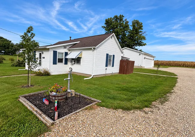 Photo 3 of Single family home for sale at 317 S Maple St, Wyanet, IL 61379 | MLS# 12771067 | Listing updated on 2026-10-07