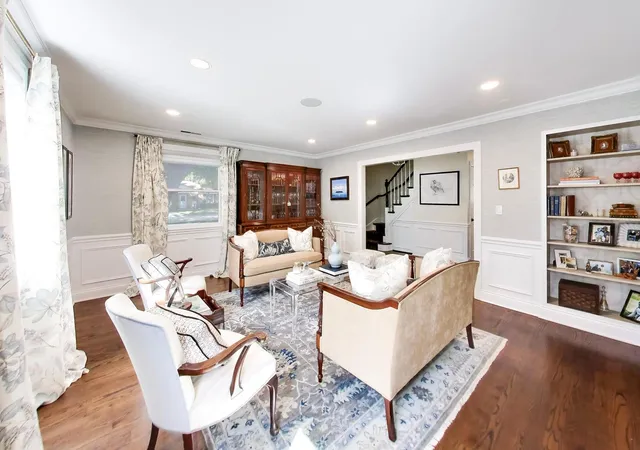 Photo 4 of Single family home for sale at 833 E Rockland Rd, Libertyville, IL 60048 | MLS# 12771082 | Listing updated on 2026-10-04