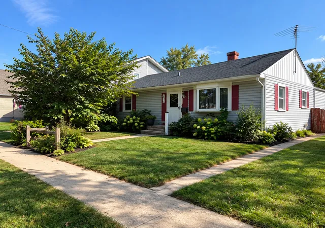 Photo 1 of Single family home for sale at 4225 Gunderson Ave, Stickney, IL 60402 | MLS# 12771083 | Listing updated on 2026-10-07