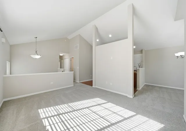 Photo 4 of Condo for sale at 440 Churchill Dr, Elgin, IL 60124 | MLS# 12771091 | Listing updated on 2026-10-08