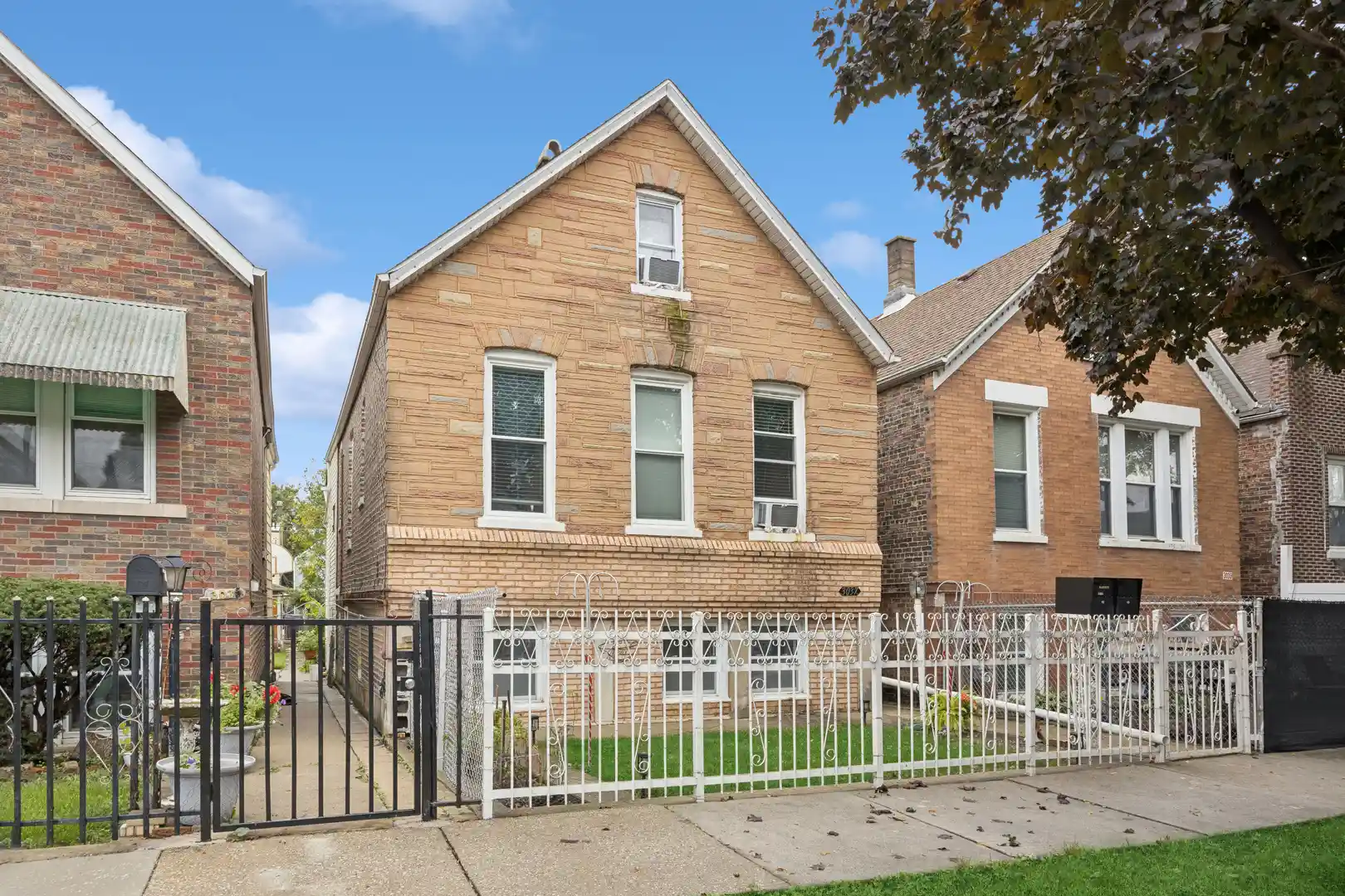 Listing Photo 1 - Condo for sale in 3037 S Saint Louis Ave located at 3037 S Saint Louis Ave, Chicago, IL 60623 - Unit 3037 S Saint Louis Ave