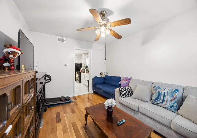 Listing Photo 3 - Condo for sale in building located at 3037 S Saint Louis Ave, Chicago, IL 60623