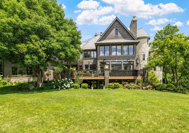 Photo 2 of Mansion for sale at 17 Ambriance Dr, Burr Ridge, IL 60527 | MLS# 12771118 | Listing updated on 2026-10-04