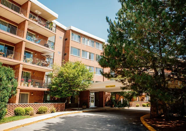 Condo for sale at 16 E Old Willow Rd #206-S, Prospect Heights, IL 60070 | MLS# 12771119