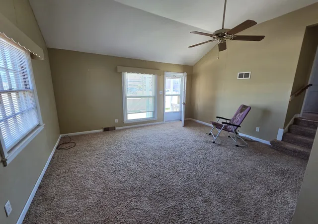 Photo 3 of House for sale at 1725 Locust St, Sterling, IL 61081 | MLS# 12771122 | Listing updated on 2026-10-05
