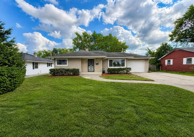 Photo 1 of Single family home for sale at 3327 Thelma St, Rockford, IL 61108 | MLS# 12771128 | Listing updated on 2026-10-02