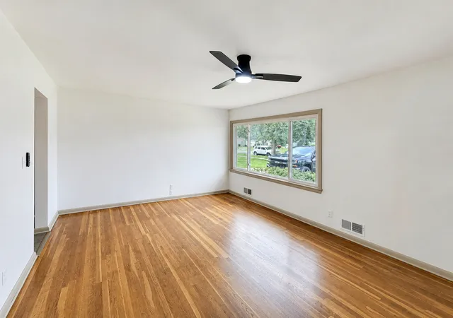 Photo 3 of Single family home for sale at 3327 Thelma St, Rockford, IL 61108 | MLS# 12771128 | Listing updated on 2026-10-02