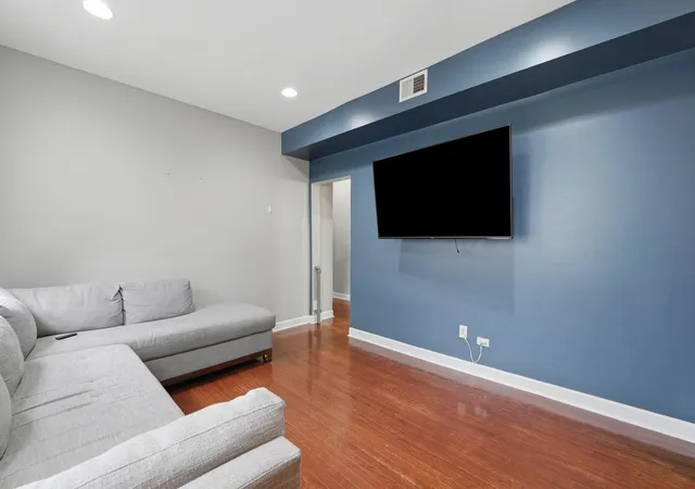 Photo 3 of Condo for sale at 7205 N Damen Ave #3, Chicago, IL 60645 | MLS# 12771131 | Listing updated on 2026-10-02