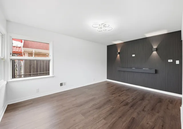 Photo 3 of Single family home for sale at 7813 S Kenton Ave, Chicago, IL 60652 | MLS# 12771139 | Listing updated on 2026-09-28