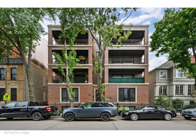Photo 1 of Condo for sale at 1719 N Burling St #4N, Chicago, IL 60614 | MLS# 12771177 | Listing updated on 2026-10-27