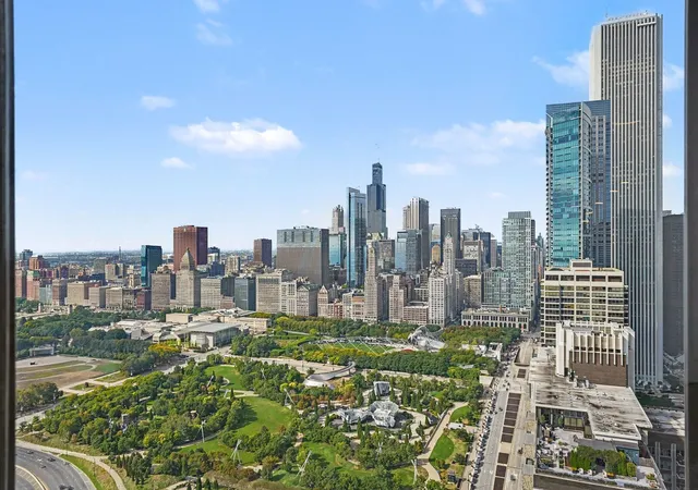 Photo 3 of Condo for sale at 155 N Harbor Dr #4913, Chicago, IL 60601 | MLS# 12771181 | Listing updated on 2026-09-30