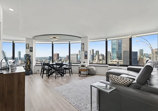 Photo 4 of Condo for sale at 155 N Harbor Dr #4913, Chicago, IL 60601 | MLS# 12771181 | Listing updated on 2026-09-30