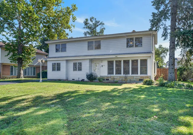 Single family home for sale at 471 E 15th Place, Lombard, IL 60148 | MLS# 12771211