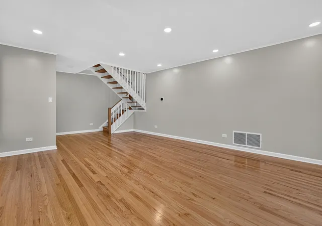 Photo 3 of Single family home for sale at 471 E 15th Place, Lombard, IL 60148 | MLS# 12771211 | Listing updated on 2026-10-08