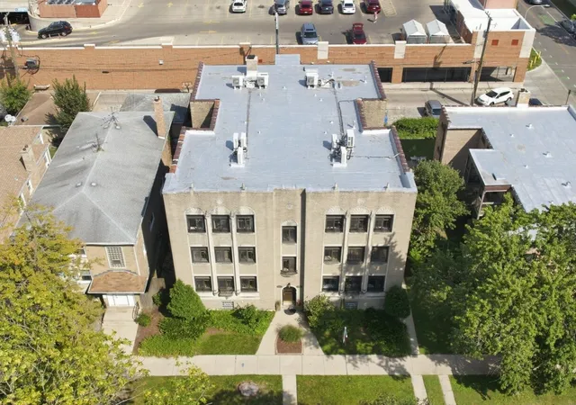 Photo 3 of Condo for sale at 6211 N Mozart St #2N, Chicago, IL 60659 | MLS# 12771215 | Listing updated on 2026-10-04