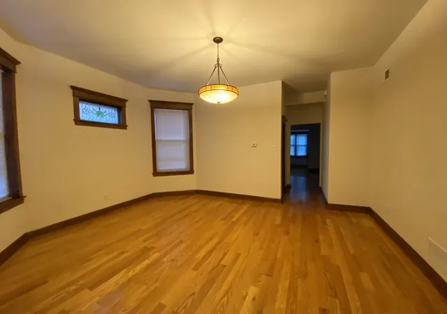 Listing Photo 4 - Condo for sale in building located at 3304 N Albany Ave, Chicago, IL 60618