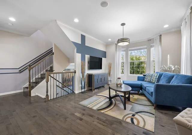 Photo 3 of Townhouse for sale at 15316 Sheffield Sq Pkwy, Orland Park, IL 60462 | MLS# 12771244 | Listing updated on 2026-10-07