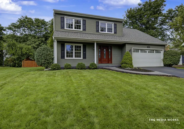 Photo 2 of Single family home for sale at 2820 Springdale Cir, Naperville, IL 60564 | MLS# 12771258 | Listing updated on 2026-10-04