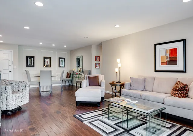 Listing Photo 4 - Condo for sale in building located at 1250 Rudolph Rd, Northbrook, IL 60062 - Unit #4E