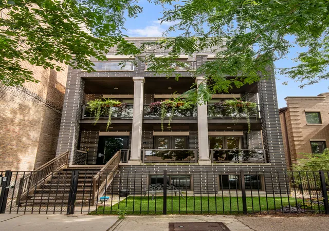 Condo for sale at 2147 N Southport Ave #3, Chicago, IL 60614 | MLS# 12771273