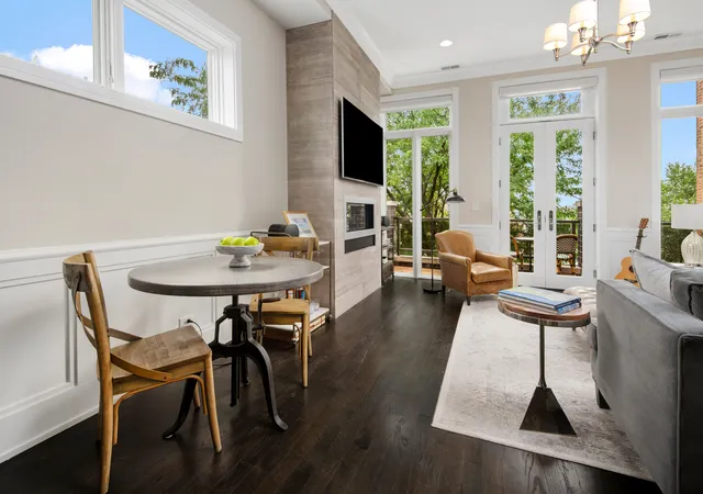 Photo 3 of Condo for sale at 2147 N Southport Ave #3, Chicago, IL 60614 | MLS# 12771273 | Listing updated on 2026-09-29