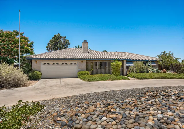 Photo 2 of Single family home for sale at 12450 Algonquin Rd, Apply Valley, CA 92308 | MLS# 12771276 | Listing updated on 2026-10-12