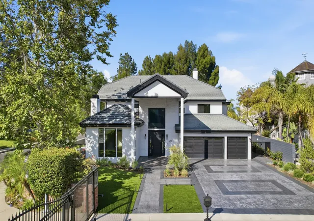 Single family home for sale at 4256 Tarzana Ests Dr, Tarzana, CA 91356 | MLS# 12771278