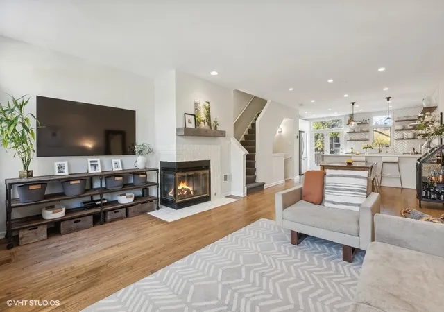 Photo 3 of Townhouse for sale at 2715 N Janssen Ave, Chicago, IL 60614 | MLS# 12771288 | Listing updated on 2026-10-08