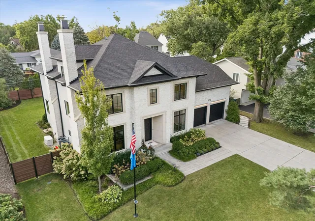 Photo 1 of Single family home for sale at 932 Allmen Ave, Hinsdale, IL 60521 | MLS# 12771294 | Listing updated on 2026-10-04
