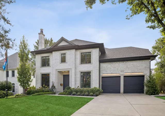 Photo 2 of Single family home for sale at 932 Allmen Ave, Hinsdale, IL 60521 | MLS# 12771294 | Listing updated on 2026-10-04