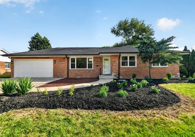 Photo 1 of Single family home for sale at 7917 W 111th Street, Palos Hills, IL 60465 | MLS# 12771299 | Listing updated on 2026-10-05