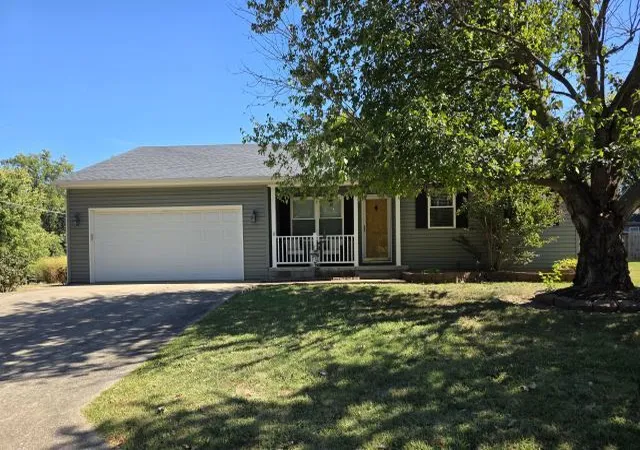 Photo 1 of Single family home for sale at 2 Acorn Dr, Harrisburg, IL 62946 | MLS# 12771341 | Listing updated on 2026-10-04