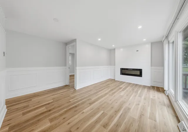 Photo 4 of Single family home for sale at 16548 Paulina St, Markham, IL 60428 | MLS# 12771351 | Listing updated on 2026-10-02