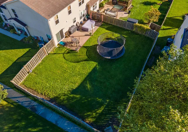 Photo 2 of Townhouse for sale at 1134 Spinnaker St, Pingree Grove, IL 60140 | MLS# 12771367 | Listing updated on 2026-10-08