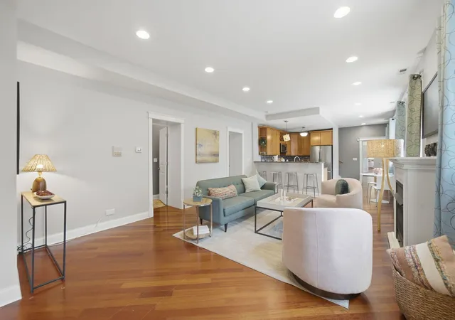 Photo 4 of Condo for sale at 2700 W Cortland Ave #G, Chicago, IL 60647 | MLS# 12771376 | Listing updated on 2026-09-29
