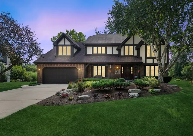 Single family home for sale at 808 Lyndhurst Ct, Naperville, IL 60563 | MLS# 12771393