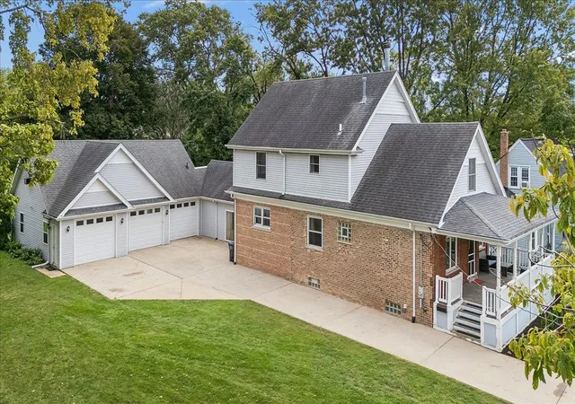 Photo 2 of Single family home for sale at 17627 S 65th Avenue, Tinley Park, IL 60477 | MLS# 12771401 | Listing updated on 2026-10-07