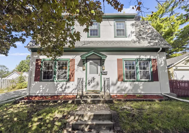 Photo 1 of Single family home for sale at 1842 Crosby, Rockford, IL 61107 | MLS# 12771402 | Listing updated on 2026-10-06