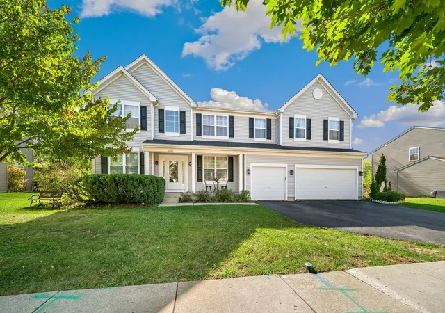 Single family home for sale at 2529 W Autumn Dr, Round Lake, IL 60073 | MLS# 12771467