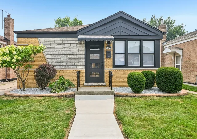 Photo 2 of Single family home for sale at 3827 W Hayford St, Chicago, IL 60652 | MLS# 12771486 | Listing updated on 2026-10-04
