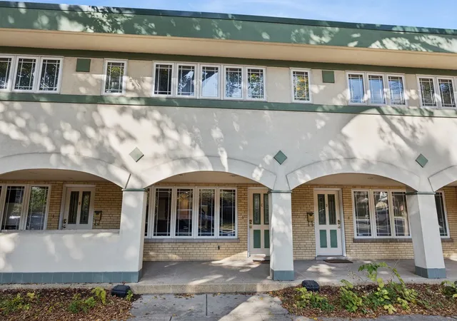 Photo 1 of Townhouse for sale at 245 S Oak Park Ave #C, Oak Park, IL 60302 | MLS# 12771497 | Listing updated on 2026-10-20