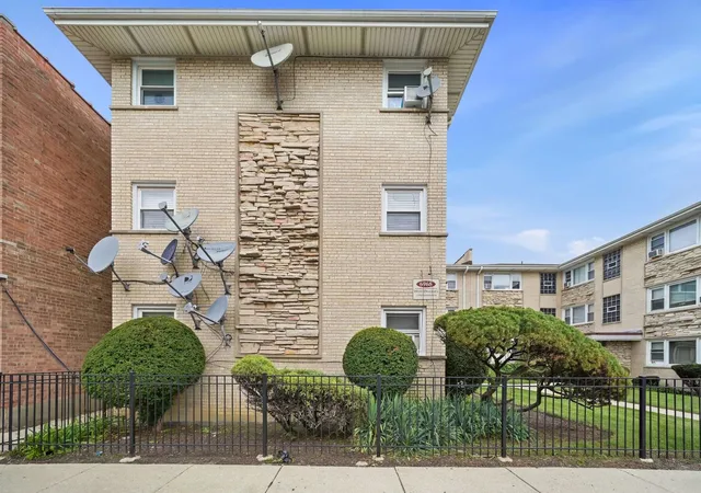 Photo 1 of Condo for sale at 6968 W Diversey Ave #8, Chicago, IL 60707 | MLS# 12771509 | Listing updated on 2026-09-28