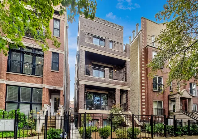 Condo for sale at 2725 N Wayne Ave #1, Chicago, IL 60614 | MLS# 12771517
