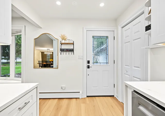 Photo 3 of Single family home for sale at 9s125 Florence Ave, Downers Grove, IL 60516 | MLS# 12771537 | Listing updated on 2026-10-05